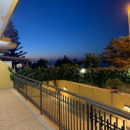 Casa Ponticello 아파트 *