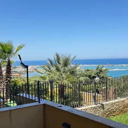Casa Ponticello 아파트 *